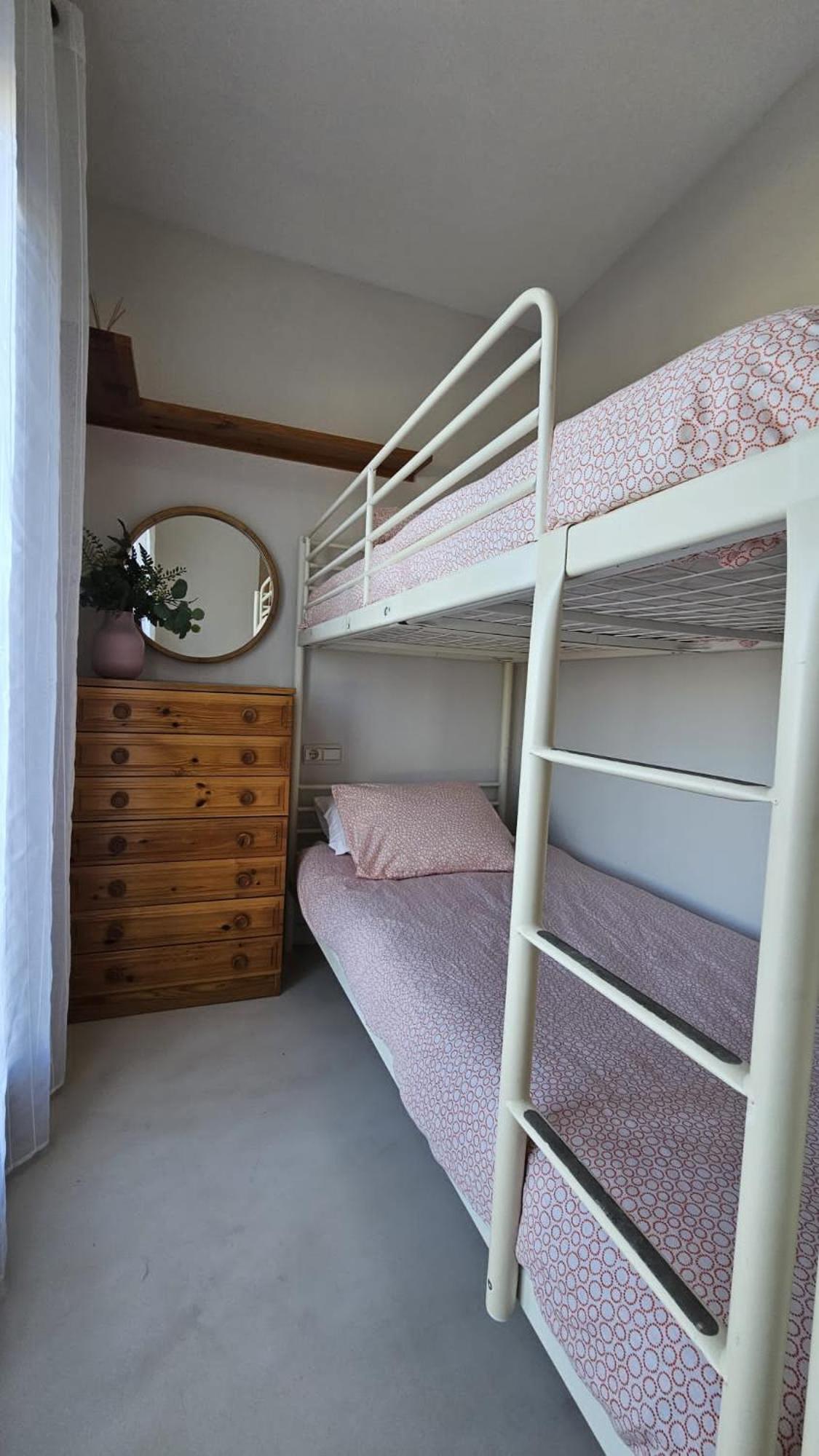 Villadora 산타콜로마데파르네스 외부 사진